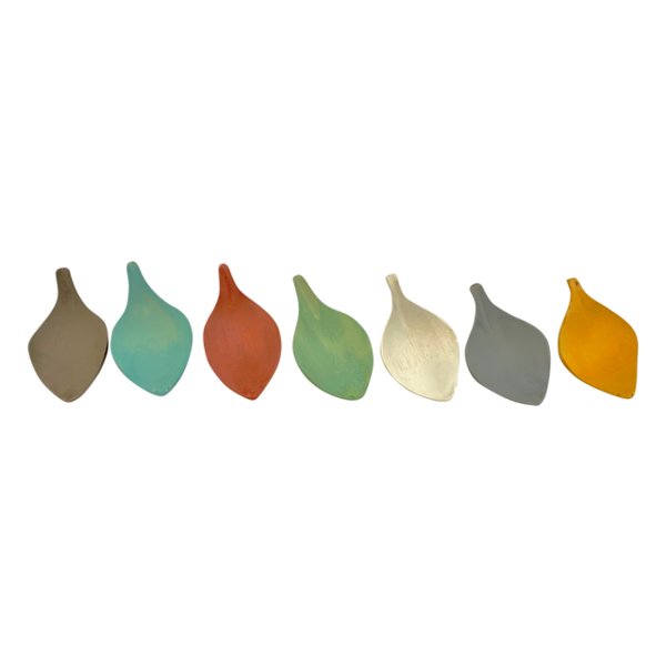 Houten Mini blaadjes in aarde kleuren - Papoose Toys (7 stuks)