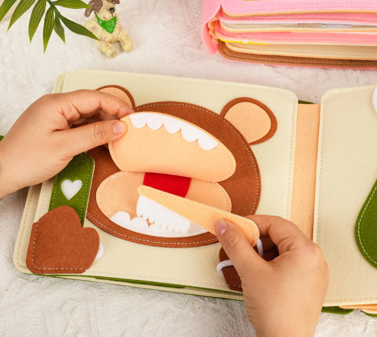 Montessori activiteitenboek | Kiekeboe Leeuw