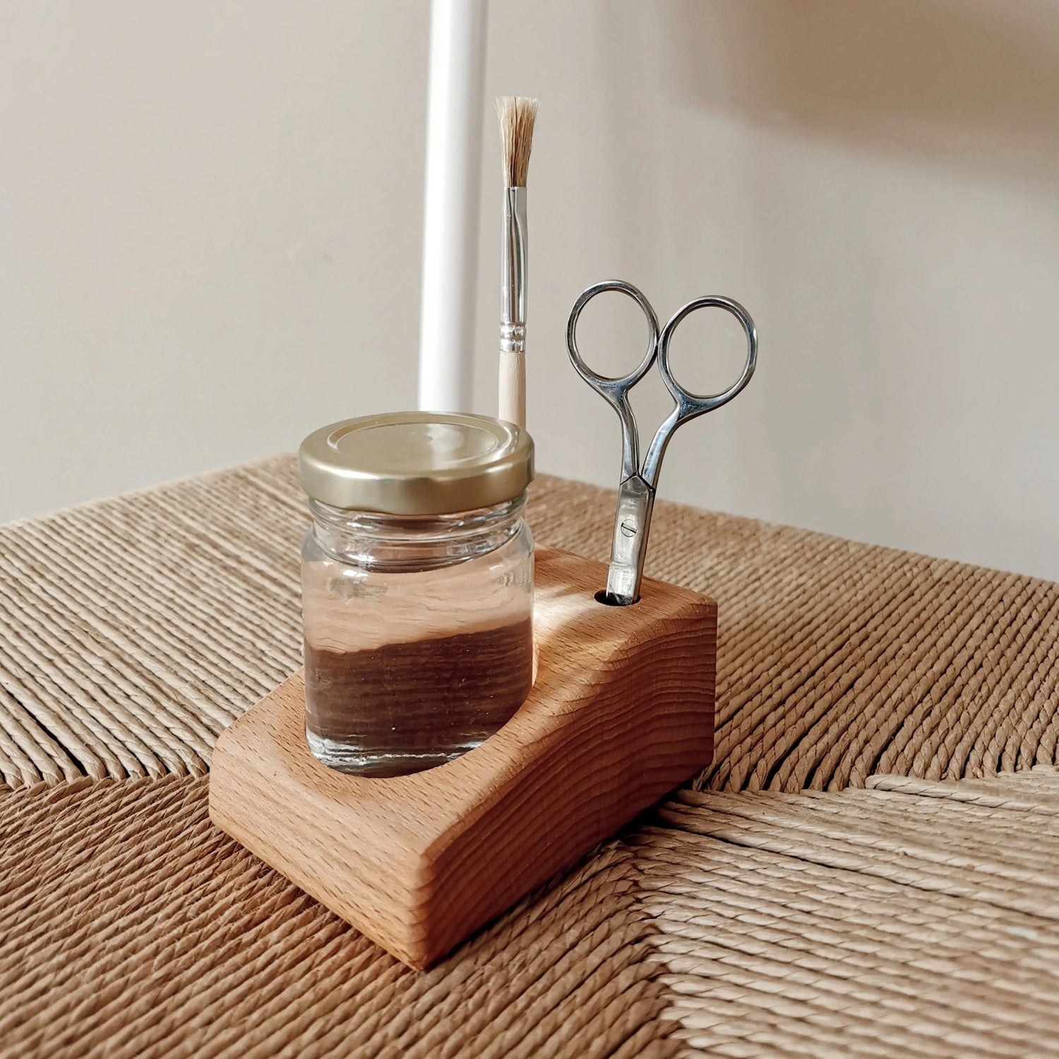 Grennn lijmpot houder
beuken inclusief
potje,kwastje en schaartje