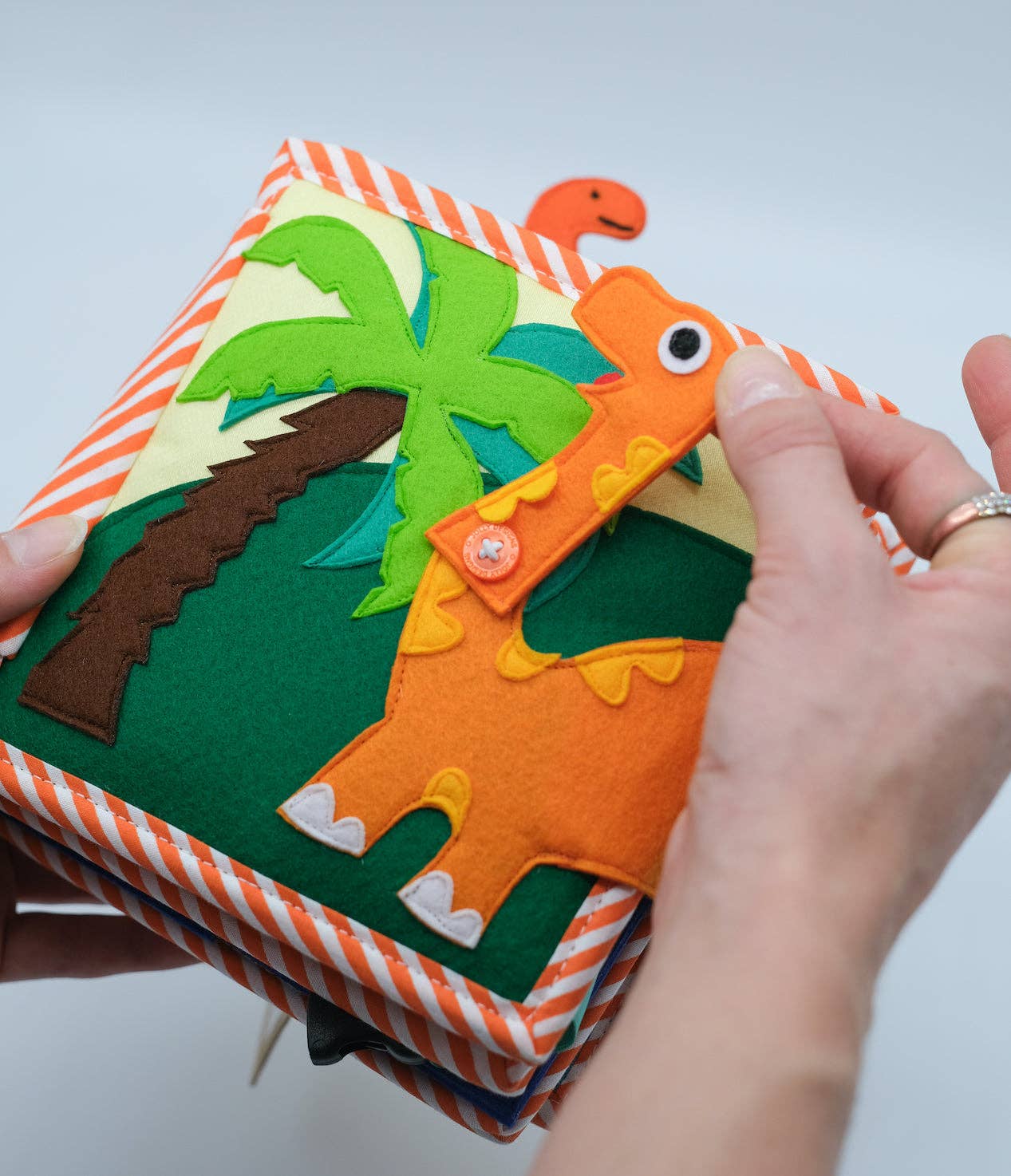 Dinofriends – Montessori activiteiten Boekje