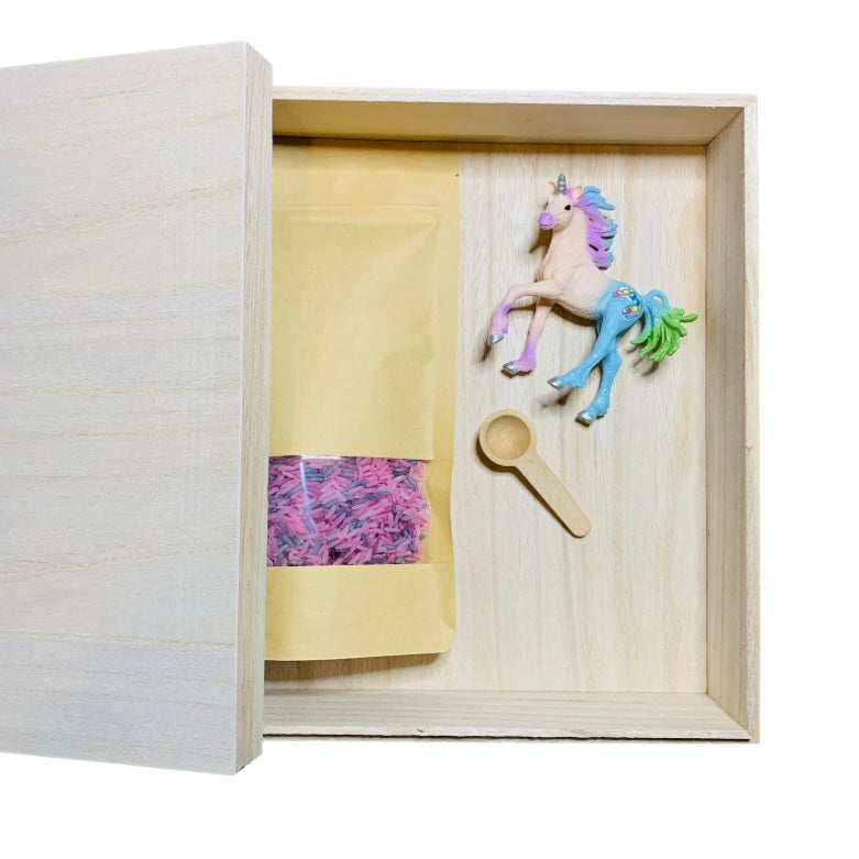 Eenhoorn set + bak met deksel